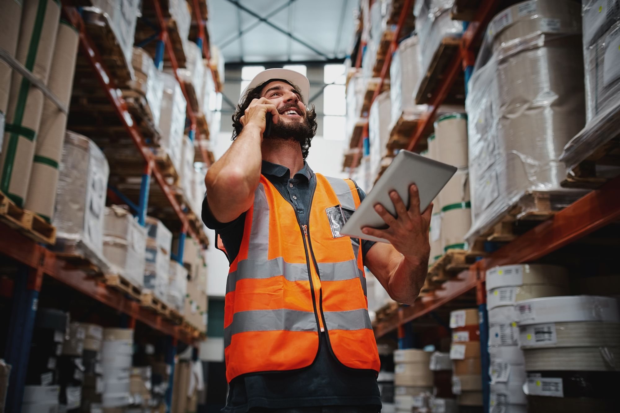 Warehouse Operations Associate What Does a Warehouse Associate Do?