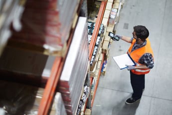 How Temp-to-Hire Helps Address Seasonal Peaks in Warehouse Staffing